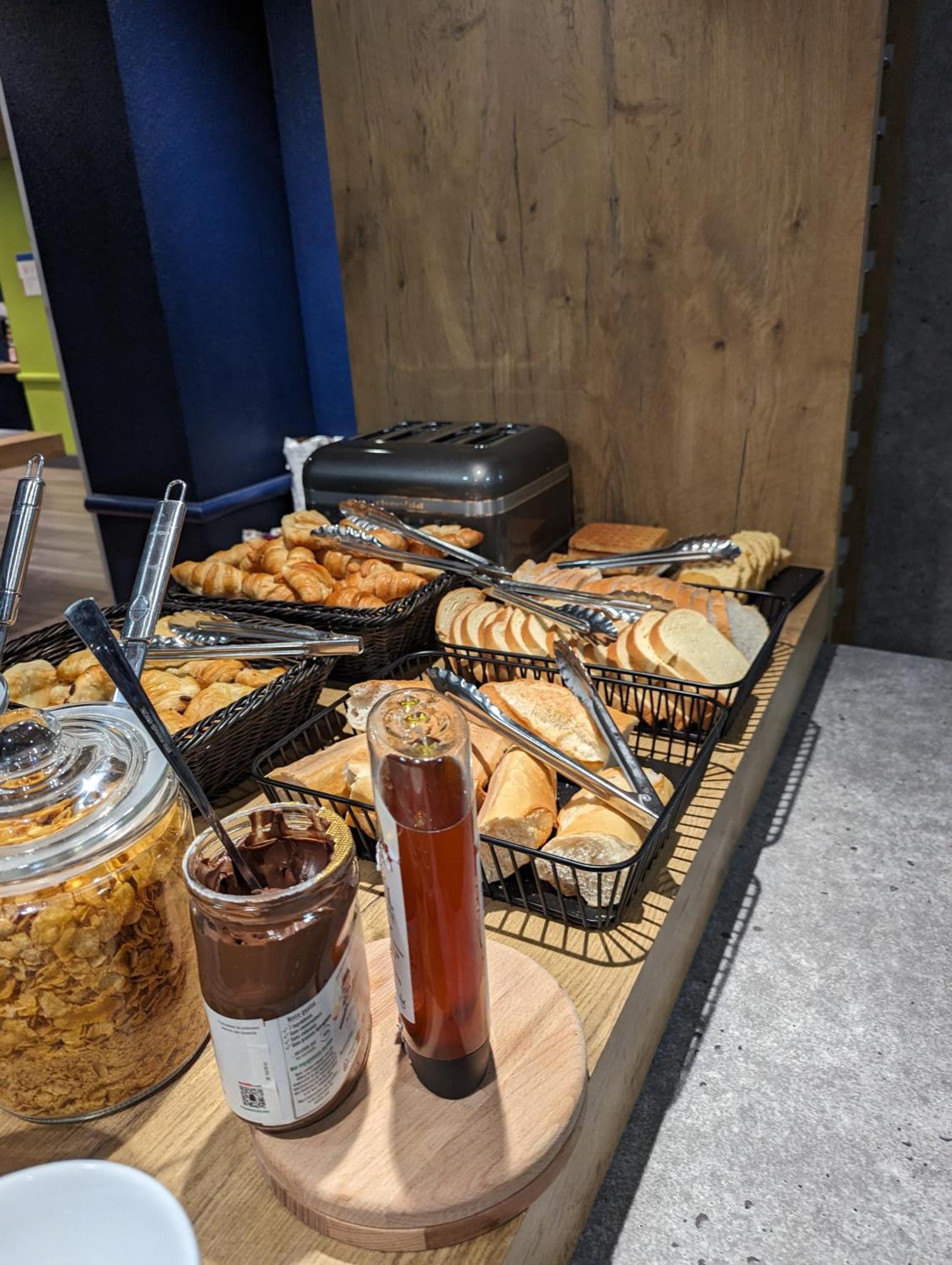 Ibis Budget Saint-Omer Centre מראה חיצוני תמונה