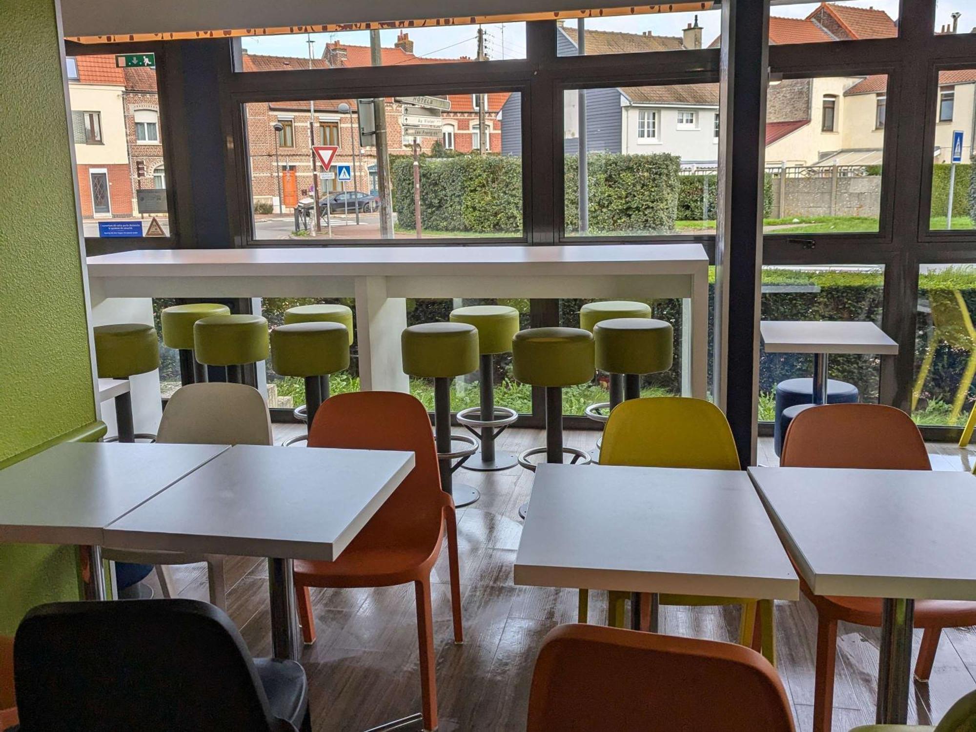 Ibis Budget Saint-Omer Centre מראה חיצוני תמונה