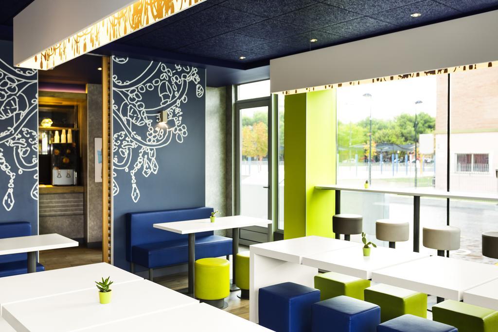 Ibis Budget Saint-Omer Centre מראה חיצוני תמונה
